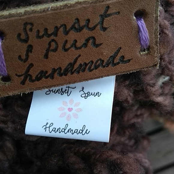 WOOL Afghan - Picture 4 of 4